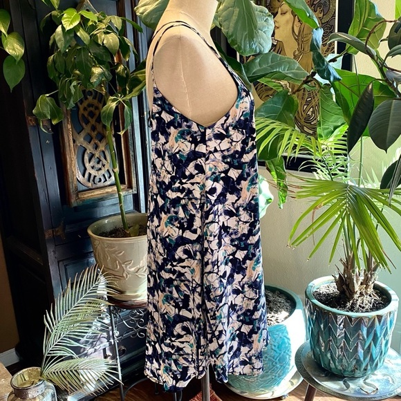 Anthropologie mesh bib shift dress - Picture 3 of 10